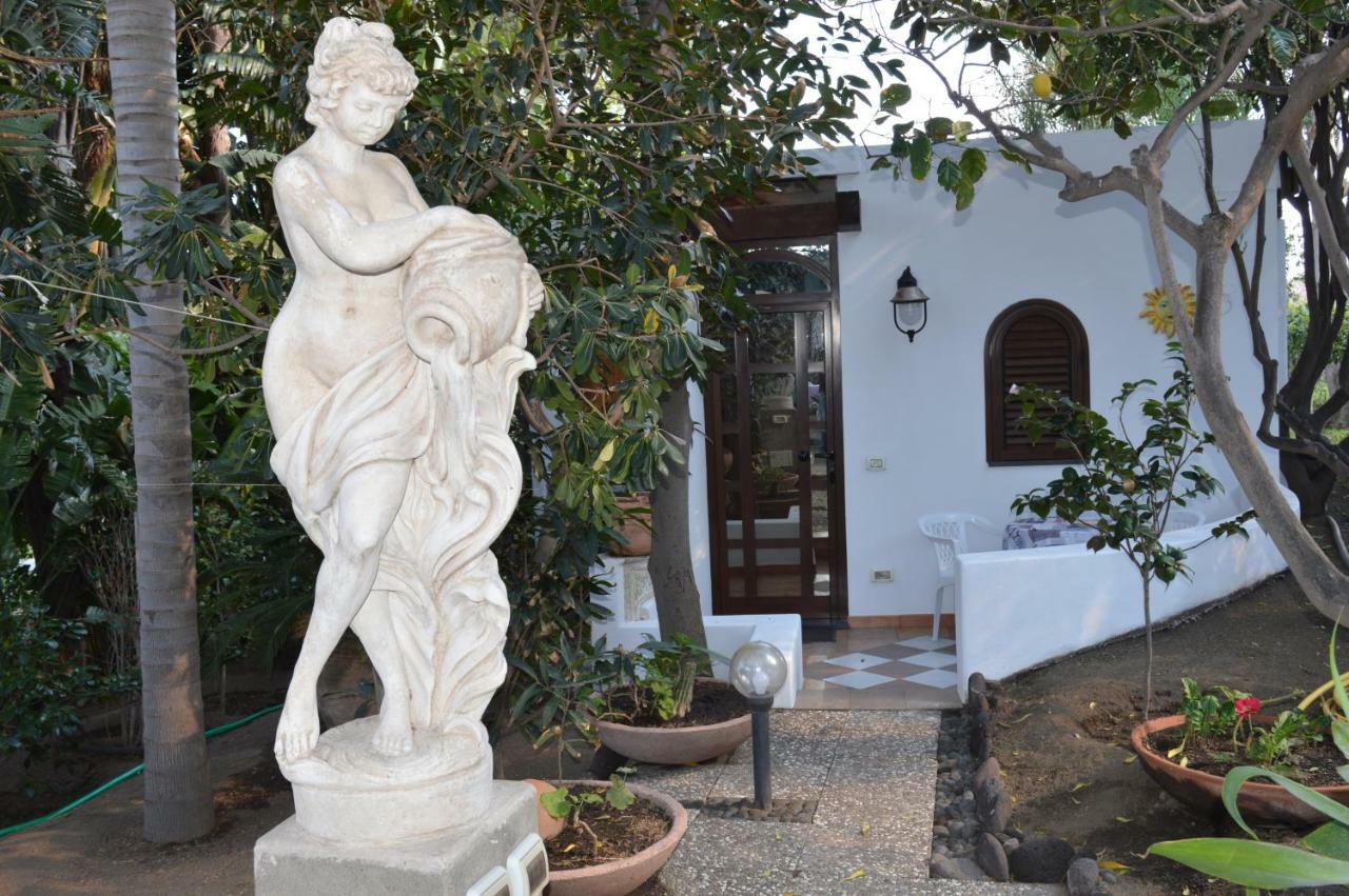 B&B Il Giardino Segreto Stromboli Exterior foto